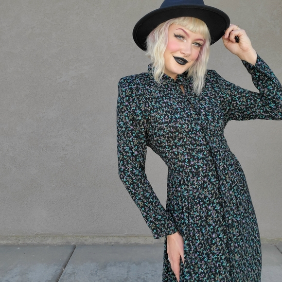 80's Vintage Goth Prairie Calico Maxi Dress - Picture 11 of 16